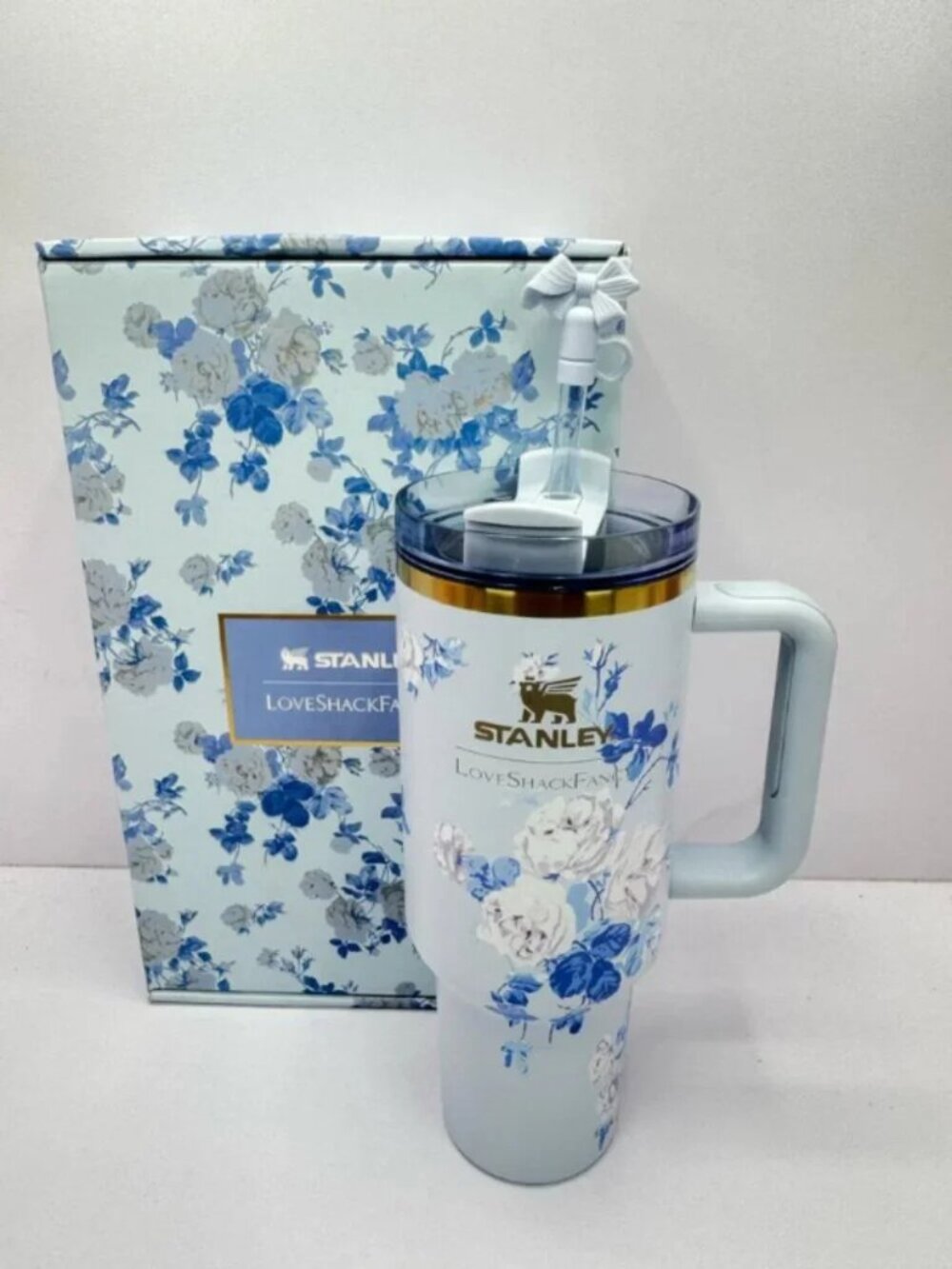 STANLEY 40 OZ FLORAL BLUE LOVESHACKFANCY